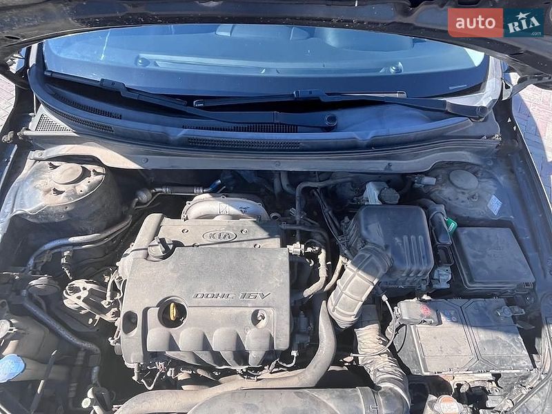 Хэтчбек Kia Ceed 2009 в Харькове