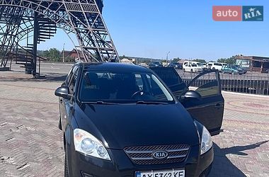 Хэтчбек Kia Ceed 2009 в Харькове
