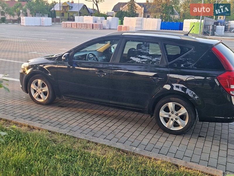 Универсал Kia Ceed 2011 в Коломые