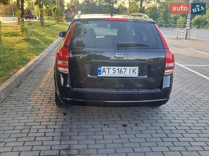 Универсал Kia Ceed 2011 в Коломые