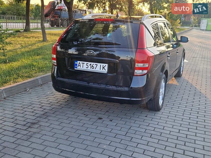 Универсал Kia Ceed 2011 в Коломые