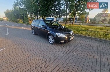 Универсал Kia Ceed 2011 в Коломые