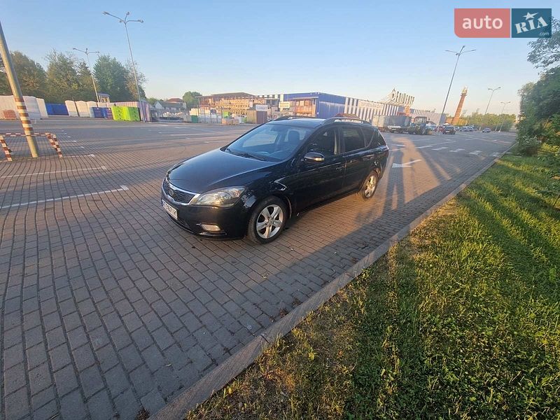 Универсал Kia Ceed 2011 в Коломые