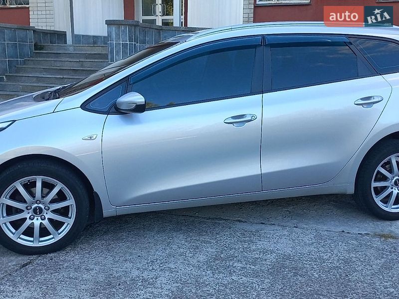 Универсал Kia Ceed 2013 в Нетешине
