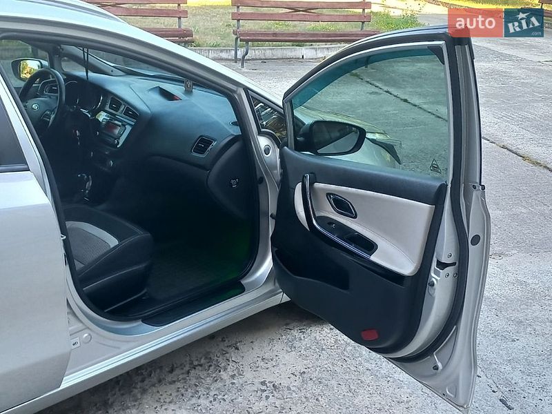 Универсал Kia Ceed 2013 в Нетешине
