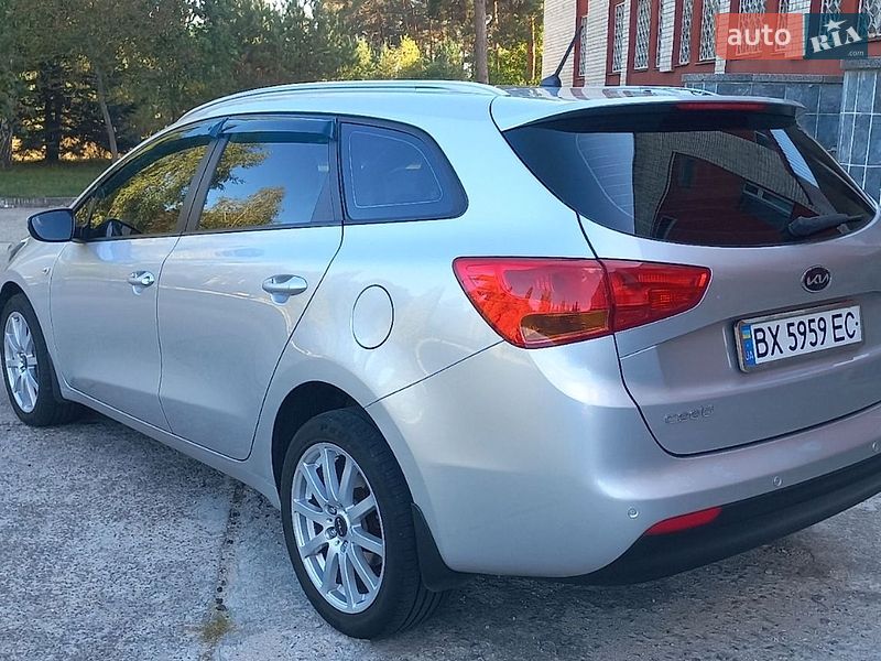 Универсал Kia Ceed 2013 в Нетешине