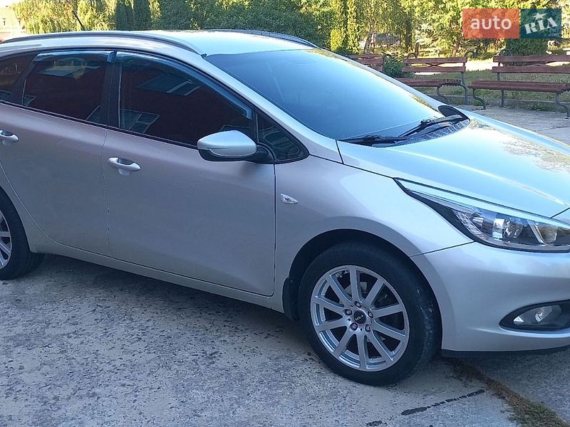 Универсал Kia Ceed 2013 в Нетешине