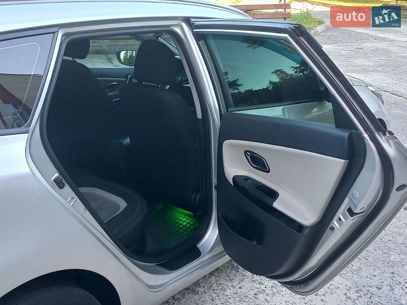 Универсал Kia Ceed 2013 в Нетешине