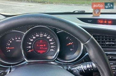 Универсал Kia Ceed 2013 в Нетешине