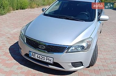Kia Ceed  2009