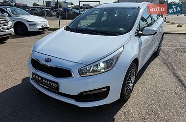 Kia Ceed  2015