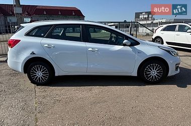 Универсал Kia Ceed 2015 в Киеве