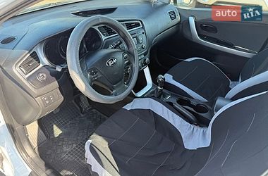 Универсал Kia Ceed 2015 в Киеве
