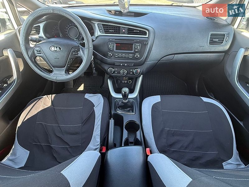 Универсал Kia Ceed 2015 в Киеве