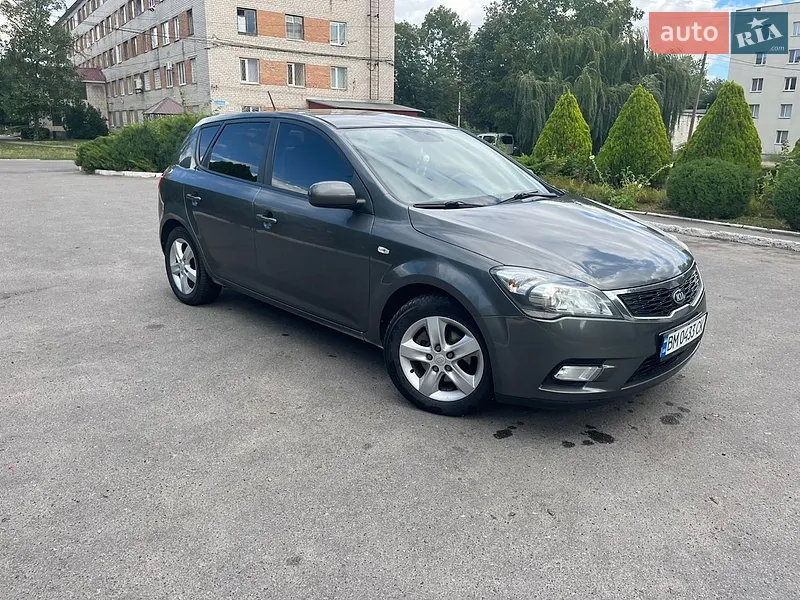 Kia Ceed 2011