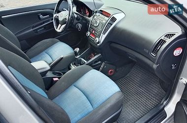 Универсал Kia Ceed 2012 в Нововолынске
