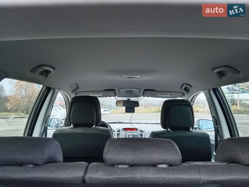 Универсал Kia Ceed 2012 в Нововолынске