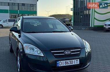 Kia Ceed  2009