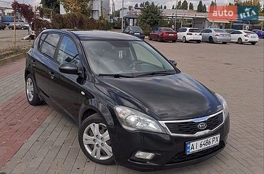 Kia Ceed  2011