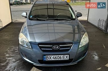 Хэтчбек Kia Ceed 2007 в Хмельницком