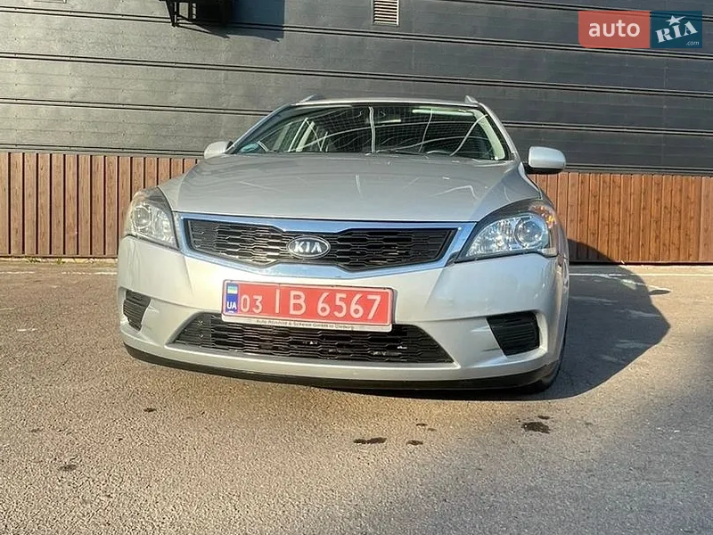Kia Ceed 2011