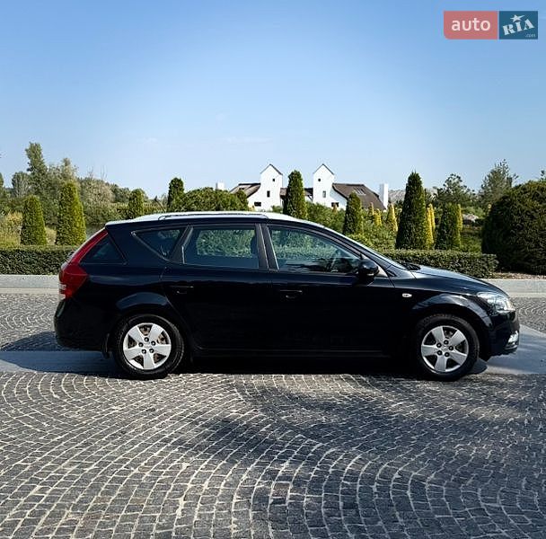 Универсал Kia Ceed 2009 в Днепре