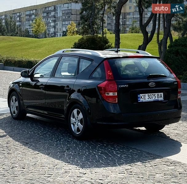 Универсал Kia Ceed 2009 в Днепре