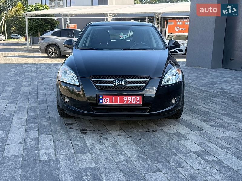 Хетчбек Kia Ceed 2009 в Луцьку