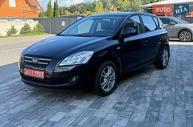 Хетчбек Kia Ceed 2009 в Луцьку
