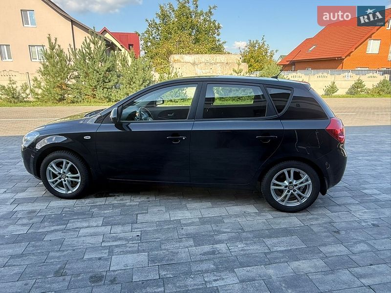 Хетчбек Kia Ceed 2009 в Луцьку
