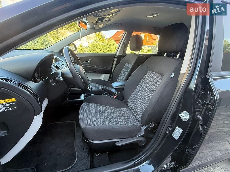 Хетчбек Kia Ceed 2009 в Луцьку