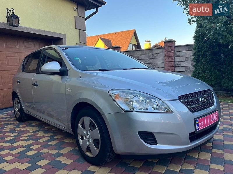 Хетчбек Kia Ceed 2008 в Луцьку