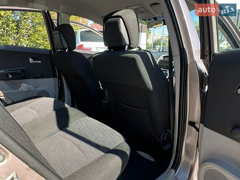 Хэтчбек Kia Ceed 2007 в Киеве фото 9 Хэтчбек Kia Ceed 2007 в Киеве