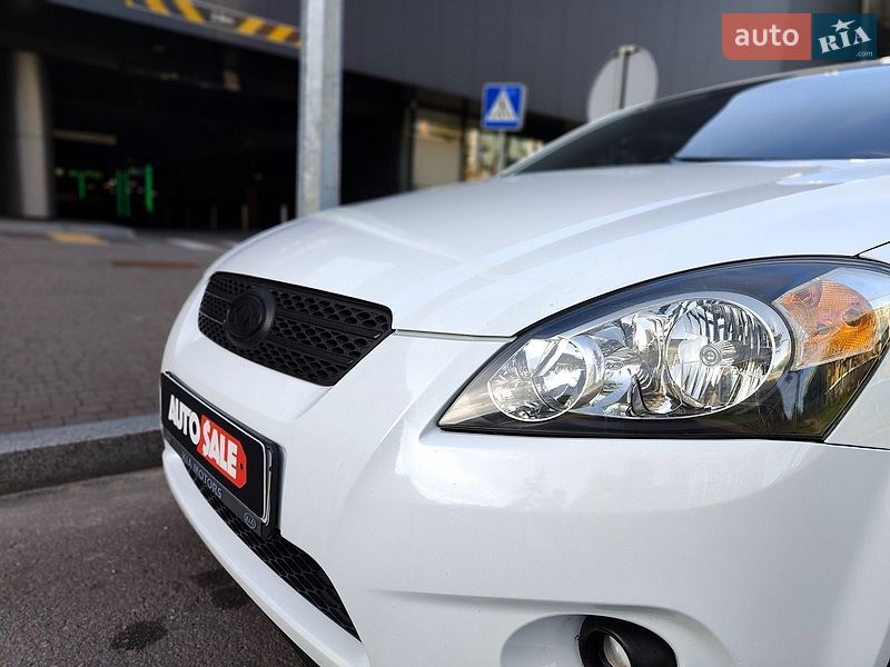 Хэтчбек Kia Ceed 2009 в Киеве