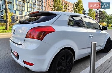 Хэтчбек Kia Ceed 2009 в Киеве