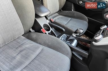 Хэтчбек Kia Ceed 2009 в Киеве