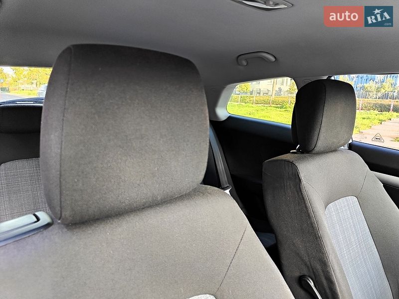 Хэтчбек Kia Ceed 2009 в Киеве