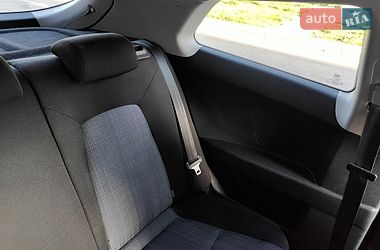 Хэтчбек Kia Ceed 2009 в Киеве
