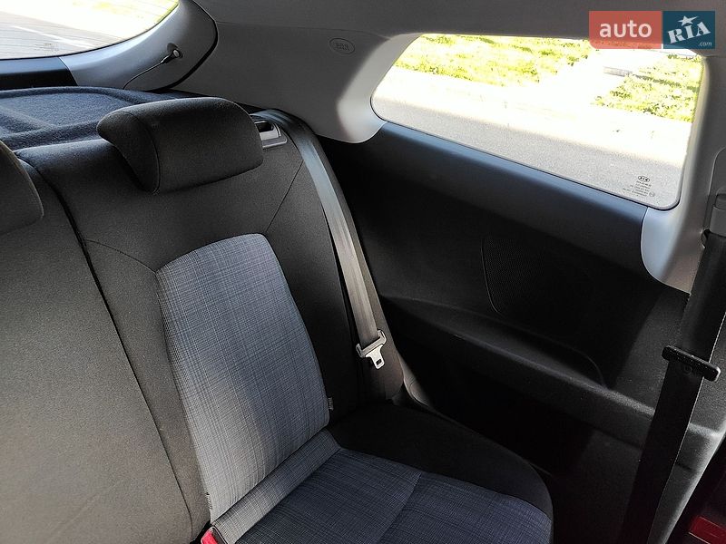 Хэтчбек Kia Ceed 2009 в Киеве