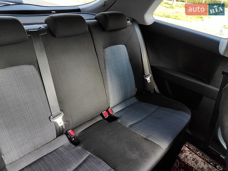 Хэтчбек Kia Ceed 2009 в Киеве