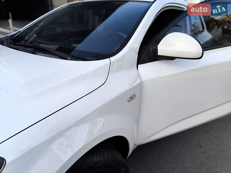 Хэтчбек Kia Ceed 2009 в Киеве