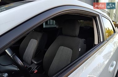 Хэтчбек Kia Ceed 2009 в Киеве