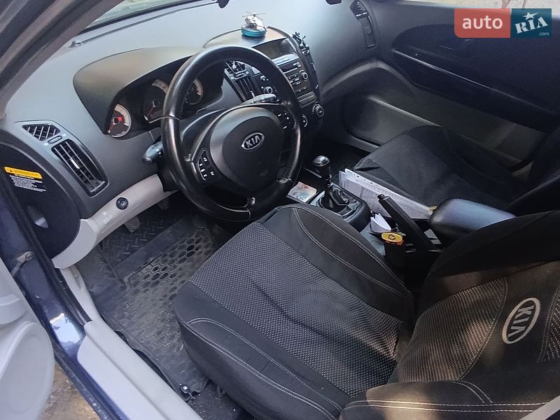 Универсал Kia Ceed 2008 в Ужгороде фото 9 Универсал Kia Ceed 2008 в Ужгороде