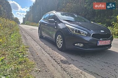 Хэтчбек Kia Ceed 2012 в Радивилове