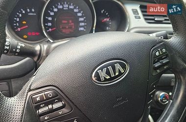 Хэтчбек Kia Ceed 2012 в Радивилове