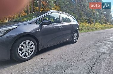 Хэтчбек Kia Ceed 2012 в Радивилове