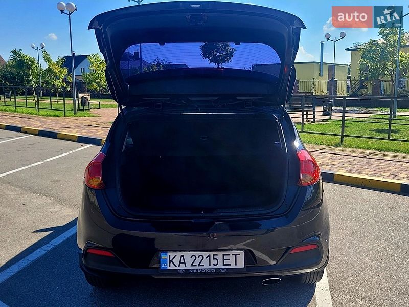 Хэтчбек Kia Ceed 2014 в Киеве