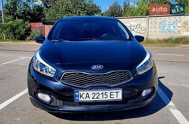 Хэтчбек Kia Ceed 2014 в Киеве