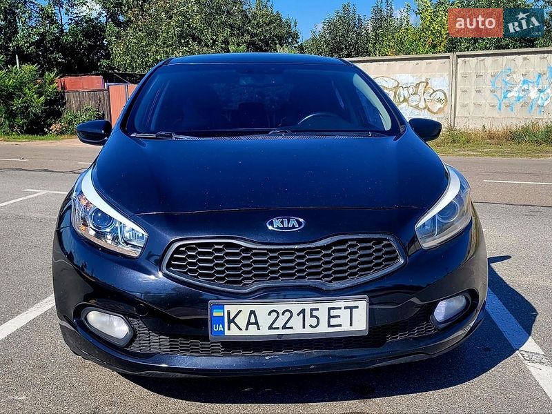 Хэтчбек Kia Ceed 2014 в Киеве