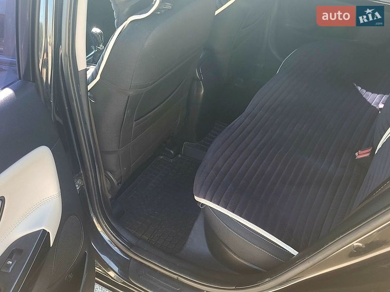 Хэтчбек Kia Ceed 2014 в Киеве